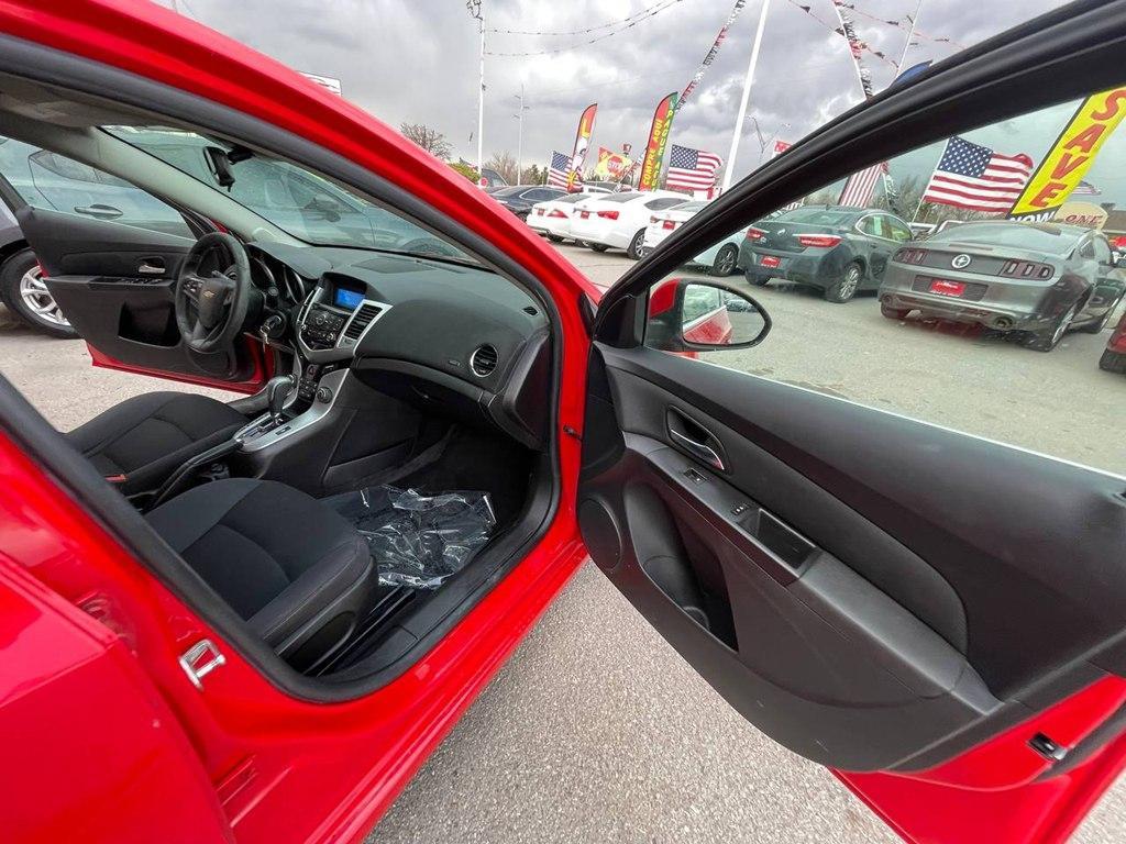 used 2016 Chevrolet Cruze Limited car, priced at $5,995