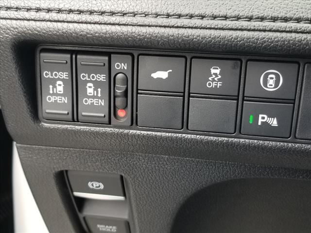 used 2024 Honda Odyssey car, priced at $42,993