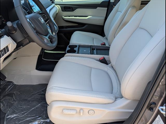 new 2026 Honda Odyssey car, priced at $45,320