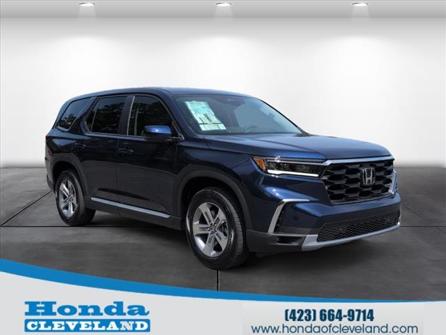 new 2025 Honda Pilot car, priced at $44,995