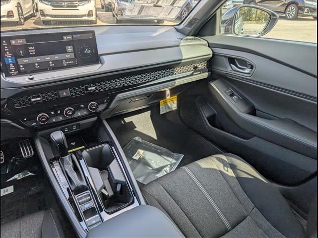 new 2025 Honda Accord Hybrid car, priced at $35,305