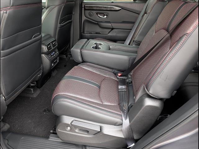 new 2025 Honda Pilot car, priced at $56,075