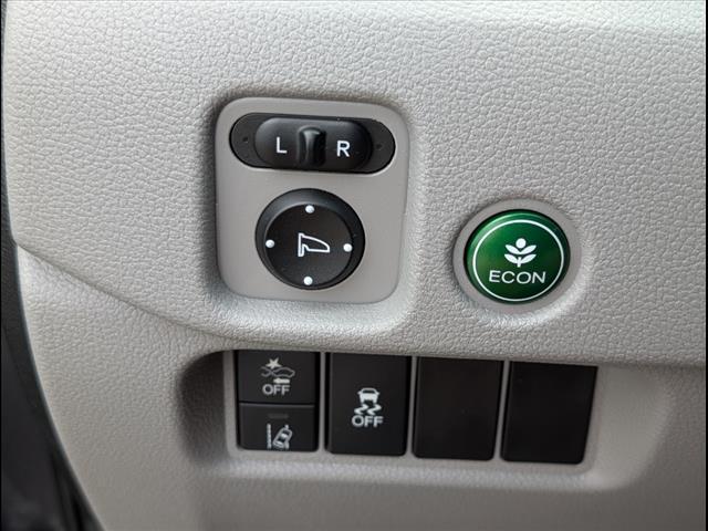 used 2022 Honda Pilot car, priced at $25,993