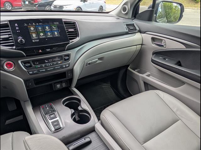 used 2022 Honda Pilot car, priced at $25,993