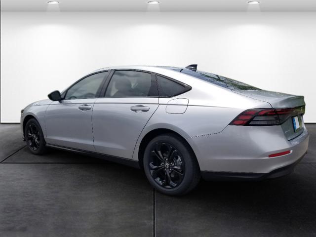 new 2025 Honda Accord car, priced at $31,710