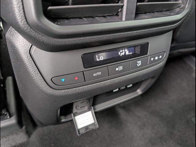new 2025 Honda Pilot car, priced at $51,350