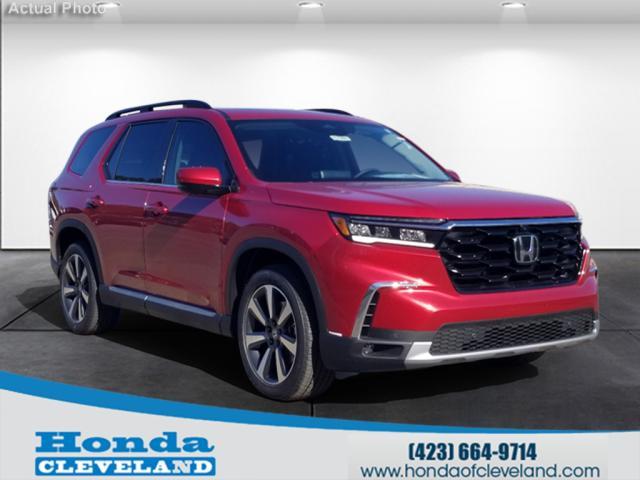 new 2025 Honda Pilot car, priced at $54,930