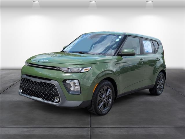 used 2022 Kia Soul car, priced at $13,900