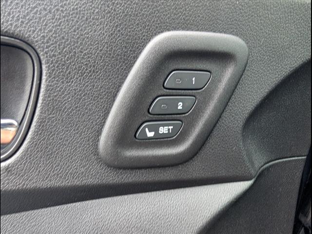 used 2015 Honda CR-V car, priced at $11,390