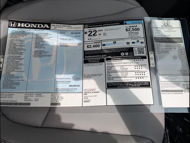 new 2025 Honda Pilot car, priced at $50,850