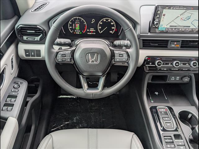 new 2025 Honda Pilot car, priced at $51,095