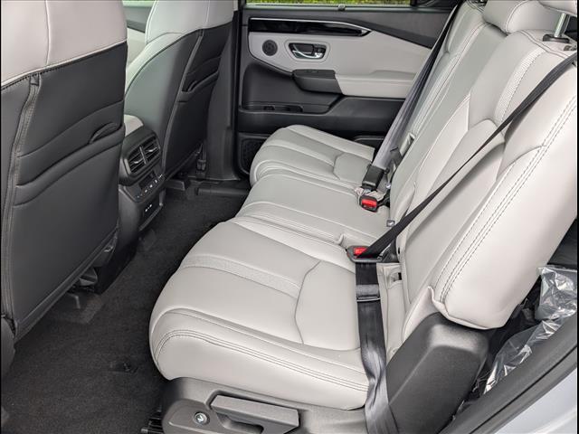 new 2025 Honda Pilot car, priced at $51,095