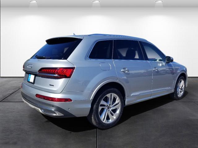 used 2024 Audi Q7 car, priced at $48,394