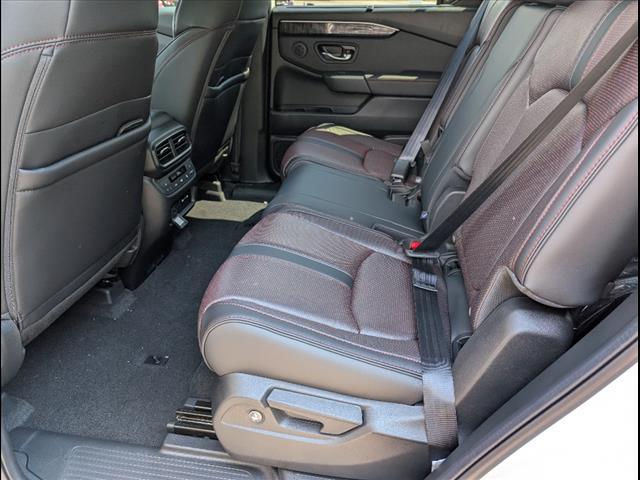 new 2025 Honda Pilot car, priced at $56,530