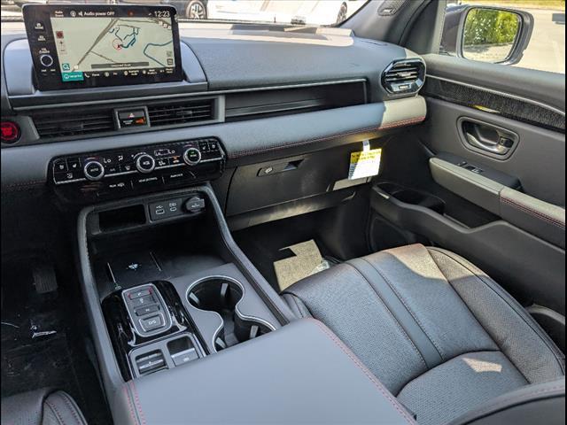 new 2025 Honda Pilot car, priced at $56,530