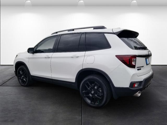 new 2025 Honda Passport car, priced at $50,320