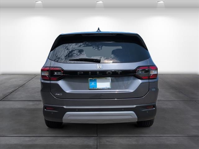 new 2025 Honda Pilot car, priced at $47,095