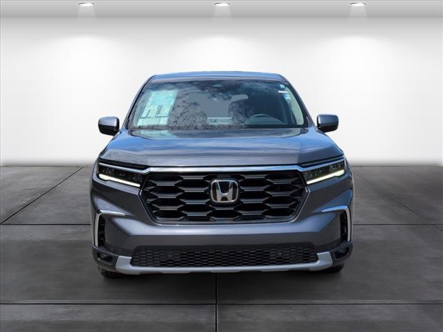 new 2025 Honda Pilot car, priced at $47,095