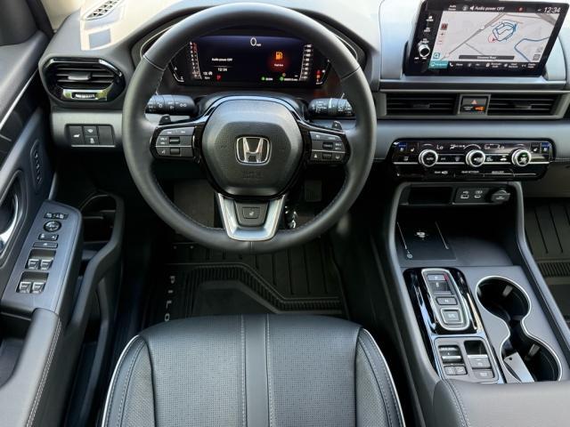 new 2025 Honda Pilot car, priced at $54,530