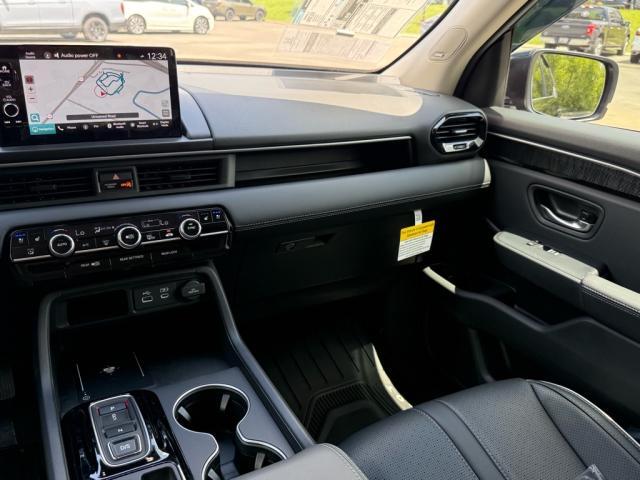 new 2025 Honda Pilot car, priced at $54,530