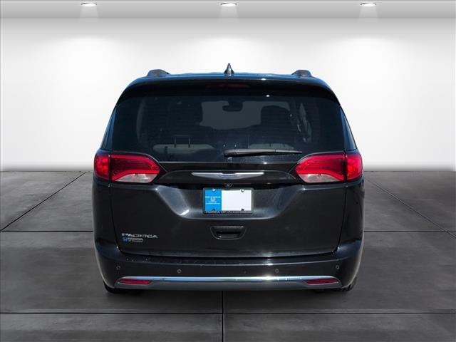 used 2019 Chrysler Pacifica car, priced at $11,391