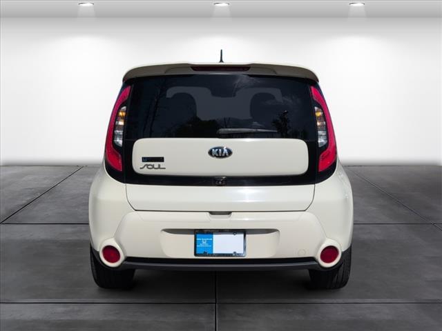 used 2015 Kia Soul car, priced at $12,990