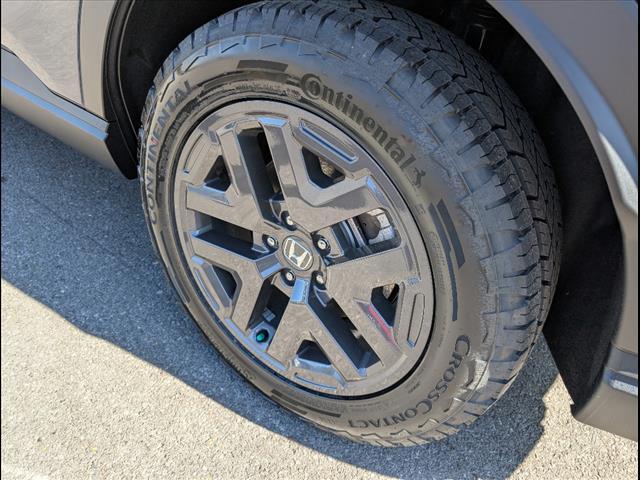 new 2026 Honda CR-V Hybrid car, priced at $40,250