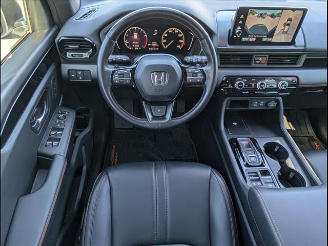 used 2023 Honda Pilot car, priced at $40,992