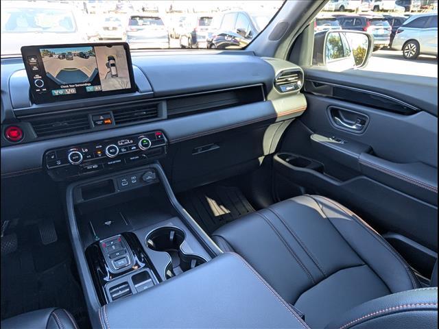 used 2023 Honda Pilot car, priced at $40,992