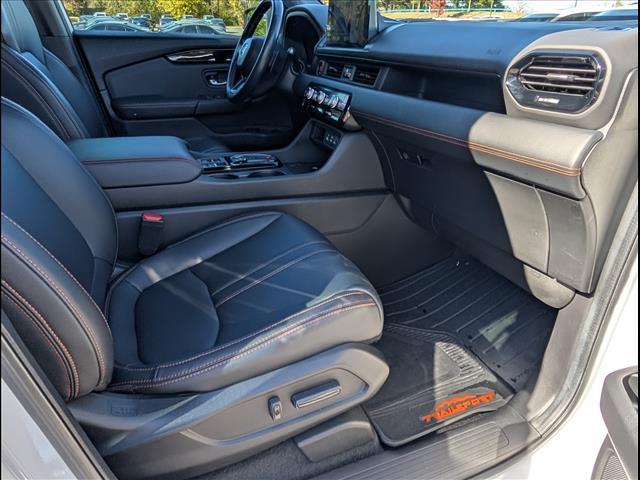 used 2023 Honda Pilot car, priced at $40,992