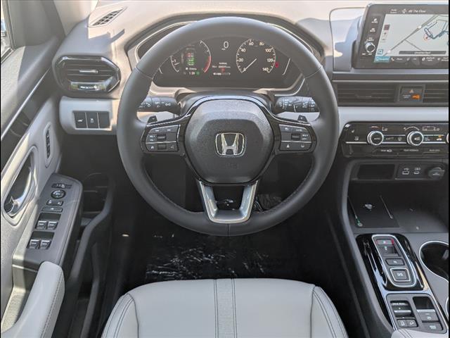 new 2025 Honda Pilot car, priced at $51,305