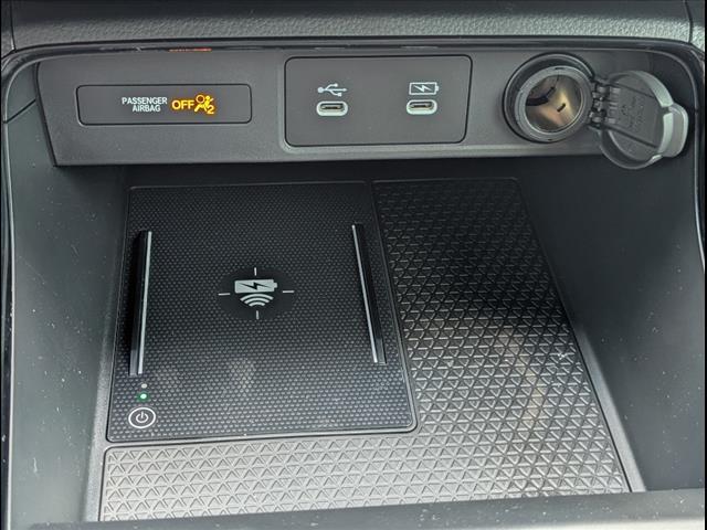 new 2026 Honda CR-V Hybrid car, priced at $40,175