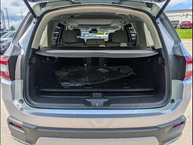 new 2025 Honda Pilot car, priced at $51,050