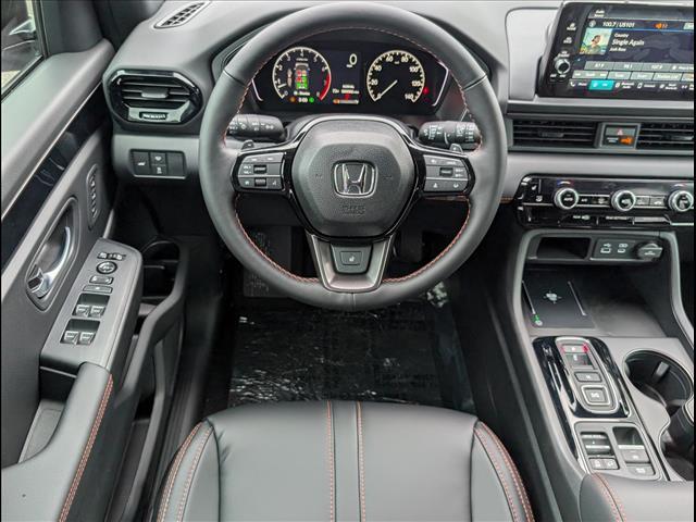 new 2025 Honda Pilot car