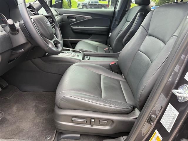 used 2022 Honda Pilot car, priced at $34,990