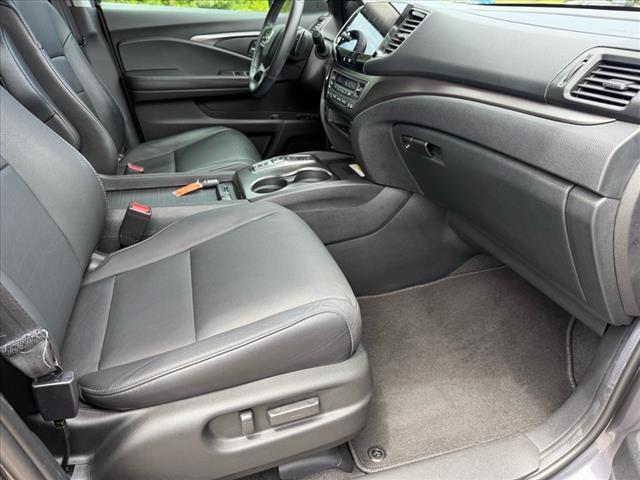 used 2022 Honda Pilot car, priced at $34,990