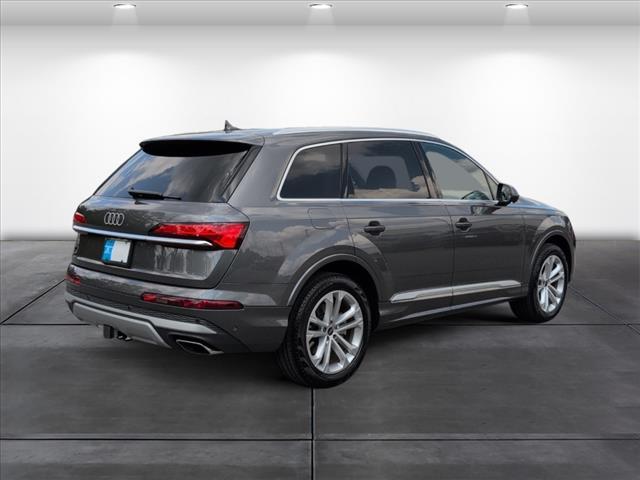 used 2025 Audi Q7 car, priced at $58,391