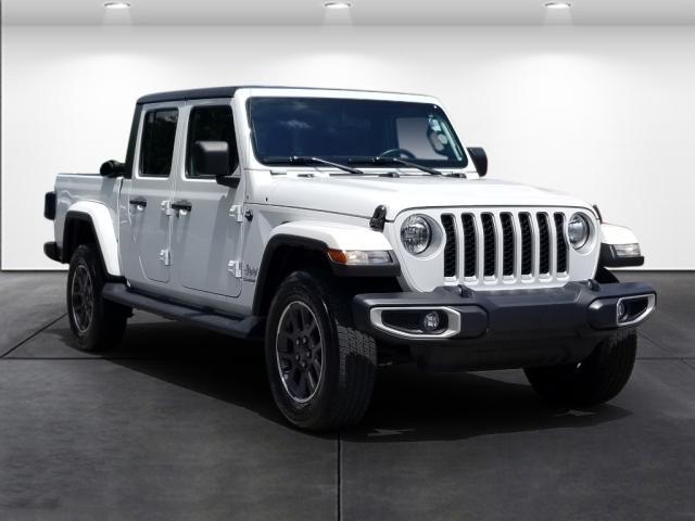 used 2022 Jeep Gladiator car, priced at $38,391