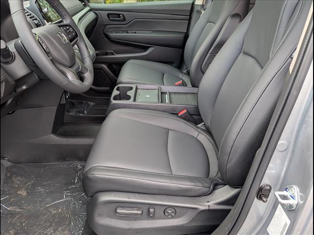 new 2026 Honda Odyssey car, priced at $44,290