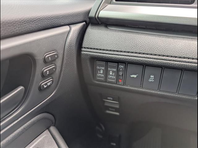 new 2026 Honda Odyssey car, priced at $44,290