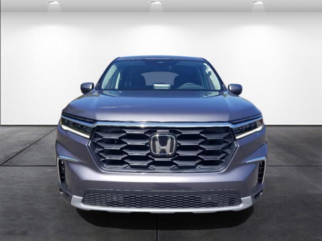 new 2025 Honda Pilot car, priced at $47,725