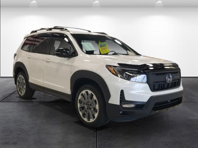 new 2025 Honda Passport car, priced at $53,220