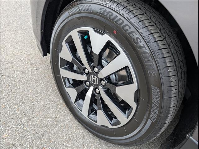 new 2026 Honda Odyssey car, priced at $45,640