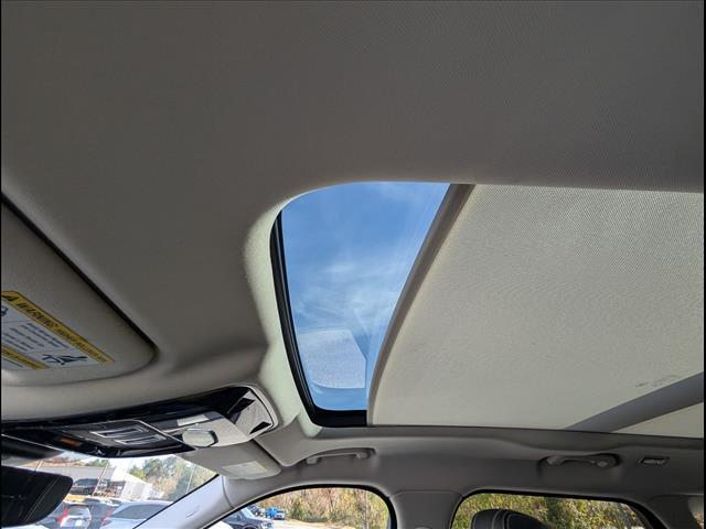 used 2018 Land Rover Range Rover Velar car, priced at $25,391