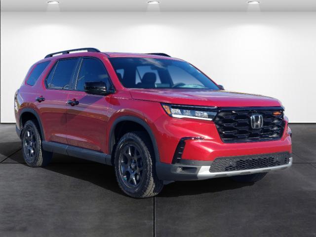 new 2025 Honda Pilot car, priced at $51,250