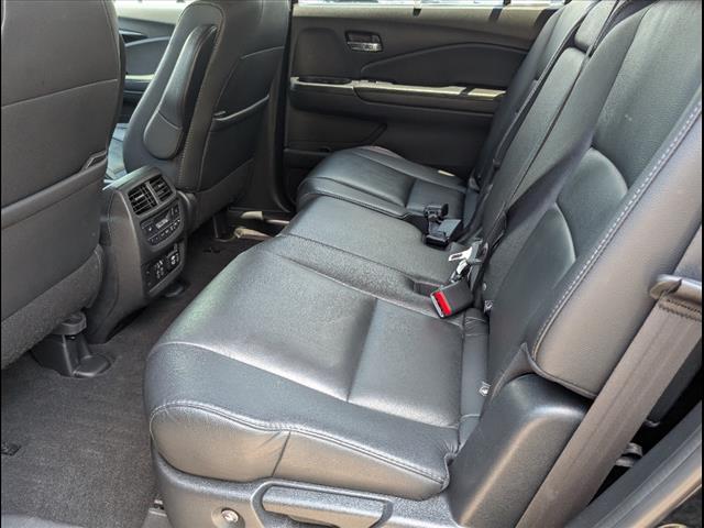 used 2021 Honda Pilot car, priced at $30,992