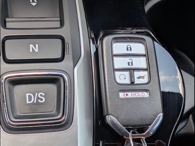 used 2021 Honda Pilot car, priced at $30,992