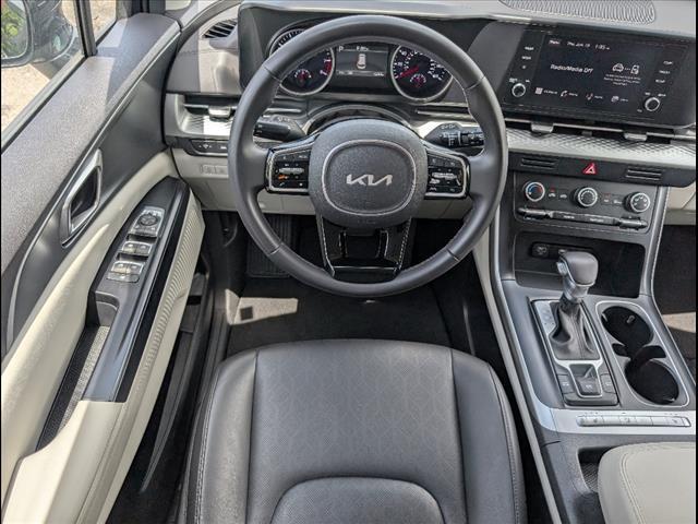used 2024 Kia Carnival car, priced at $35,391