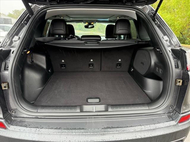 used 2022 Jeep Cherokee car, priced at $26,990