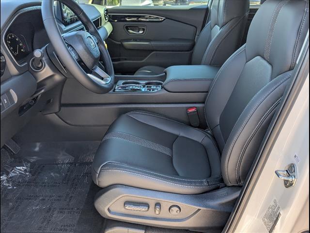 new 2025 Honda Pilot car, priced at $49,450